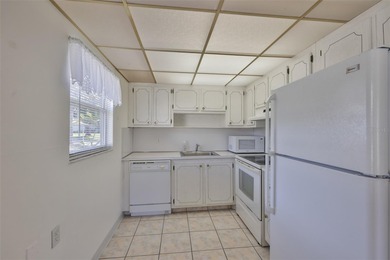 Whether you are a snowbird or a full time resident, welcome to on Kings Point Executive Golf Course in Florida - for sale on GolfHomes.com, golf home, golf lot