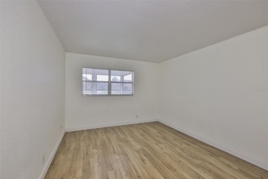 Whether you are a snowbird or a full time resident, welcome to on Kings Point Executive Golf Course in Florida - for sale on GolfHomes.com, golf home, golf lot