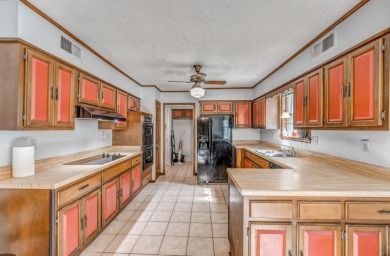 If space is what you seek, THIS IS IT!  Perfect for on Colonial Country Club in Tennessee - for sale on GolfHomes.com, golf home, golf lot