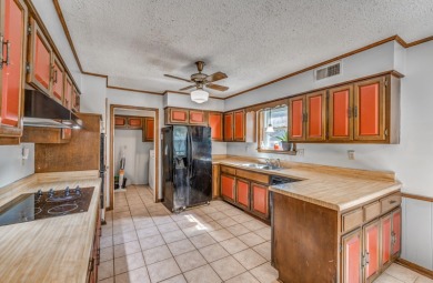 If space is what you seek, THIS IS IT!  Perfect for on Colonial Country Club in Tennessee - for sale on GolfHomes.com, golf home, golf lot