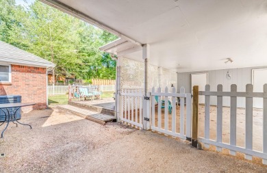 If space is what you seek, THIS IS IT!  Perfect for on Colonial Country Club in Tennessee - for sale on GolfHomes.com, golf home, golf lot