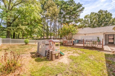 If space is what you seek, THIS IS IT!  Perfect for on Colonial Country Club in Tennessee - for sale on GolfHomes.com, golf home, golf lot