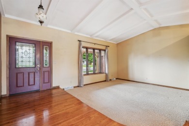 First time on the market! This long-loved, one-owner tri-level on Thunder Hills Country Club in Iowa - for sale on GolfHomes.com, golf home, golf lot
