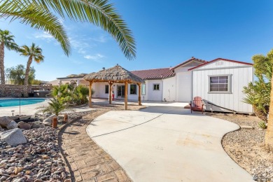 Welcome to this one-of-a-kind desert oasis. This beautiful on Foothills Executive Golf Course in Arizona - for sale on GolfHomes.com, golf home, golf lot