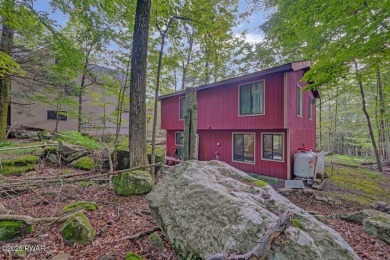 Charming 3-Bedroom, 2-Bath Hideout Home - Perfect Starter on The Hideout Golf in Pennsylvania - for sale on GolfHomes.com, golf home, golf lot
