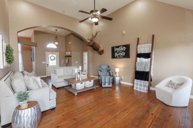Gorgeous Home Situated in the coveted Riverview Estates near on Marshfield Country Club in Missouri - for sale on GolfHomes.com, golf home, golf lot