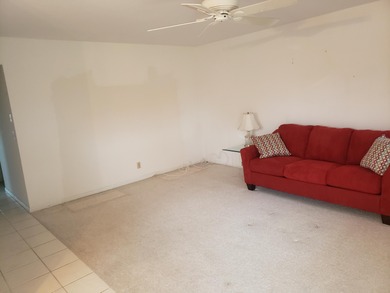 Lowest Priced Single Story Villa at Kings Point, priced for on Kings Point Golf - Executive in Florida - for sale on GolfHomes.com, golf home, golf lot