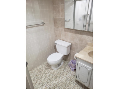 Lowest Priced Single Story Villa at Kings Point, priced for on Kings Point Golf - Executive in Florida - for sale on GolfHomes.com, golf home, golf lot