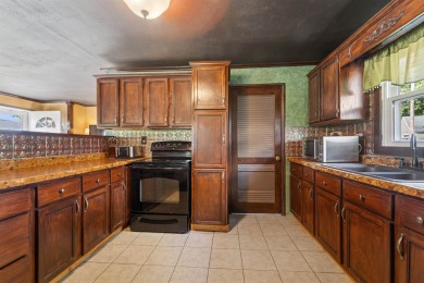 Fantastic ranch home across the street from Reid Golf Course! on Reid Golf Course in Wisconsin - for sale on GolfHomes.com, golf home, golf lot