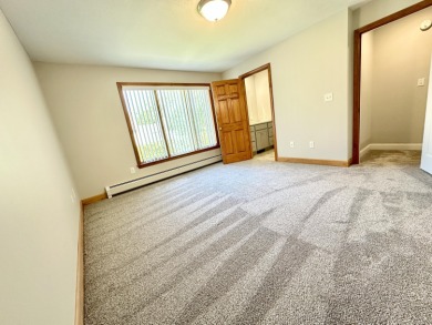 ''I'm excited about this condo, and you will be too!''
Step on Willowdale Golf Club in Maine - for sale on GolfHomes.com, golf home, golf lot