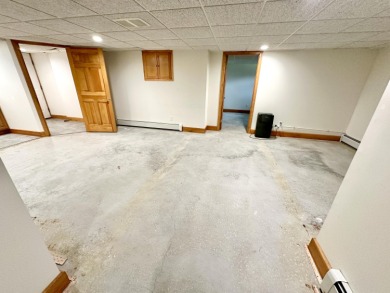 ''I'm excited about this condo, and you will be too!''
Step on Willowdale Golf Club in Maine - for sale on GolfHomes.com, golf home, golf lot