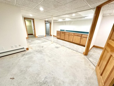''I'm excited about this condo, and you will be too!''
Step on Willowdale Golf Club in Maine - for sale on GolfHomes.com, golf home, golf lot