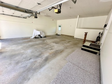 ''I'm excited about this condo, and you will be too!''
Step on Willowdale Golf Club in Maine - for sale on GolfHomes.com, golf home, golf lot