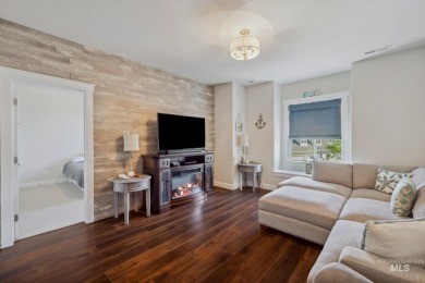 This stunning, custom-built home features both a primary and on Hunters Point Golf Club in Idaho - for sale on GolfHomes.com, golf home, golf lot