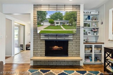 This charming ranch that's move-in ready  packed with features on Maple Lane Golf Club in Michigan - for sale on GolfHomes.com, golf home, golf lot