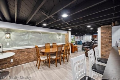 This charming ranch that's move-in ready  packed with features on Maple Lane Golf Club in Michigan - for sale on GolfHomes.com, golf home, golf lot