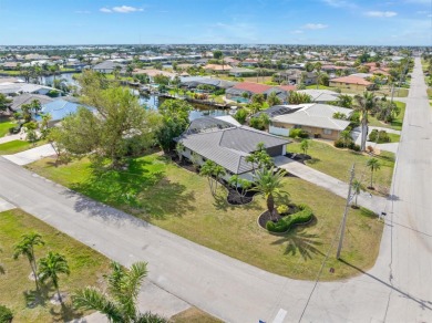 ### SELLER WILL CONSIDER LEASE TO PURCHASE AND/OR on Saint Andrews South Golf Club in Florida - for sale on GolfHomes.com, golf home, golf lot