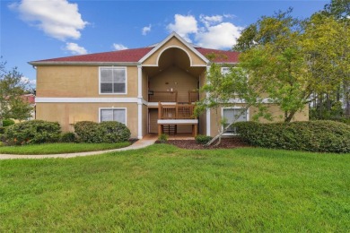 Spacious END UNIT with 3 bedrooms and 2 full bathrooms WITH A on Hunters Green Country Club in Florida - for sale on GolfHomes.com, golf home, golf lot