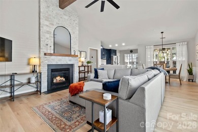 Bring your fussiest buyer! Pristine condition, renovated kitchen on Highland Creek Golf Club in North Carolina - for sale on GolfHomes.com, golf home, golf lot