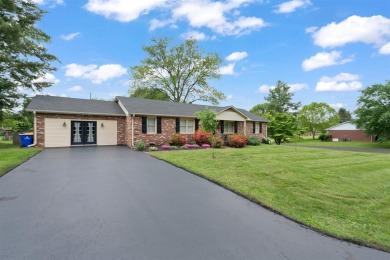 You can't beat this location! Welcome to 227 Saint Albans Drive- on Indian Hills Country Club, Inc in Kentucky - for sale on GolfHomes.com, golf home, golf lot