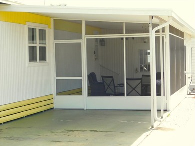 This inviting single-wide home in Betmar Acres, a friendly 55+ on Betmar Acres Golf Club in Florida - for sale on GolfHomes.com, golf home, golf lot