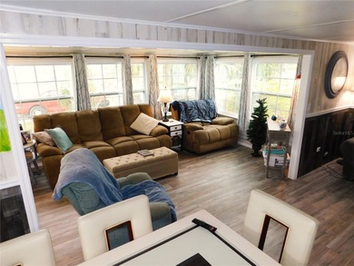 This inviting single-wide home in Betmar Acres, a friendly 55+ on Betmar Acres Golf Club in Florida - for sale on GolfHomes.com, golf home, golf lot