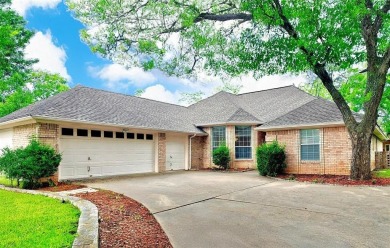 Don't miss this meticulously maintained home in the highly on Pecan Plantation Country Club in Texas - for sale on GolfHomes.com, golf home, golf lot