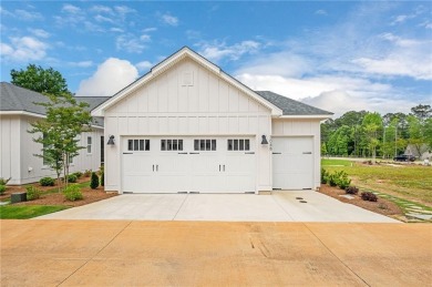 This Ross Bridge model home is 2B/2B, 1200 sq.ft. located in The on Grand National Golf Course in Alabama - for sale on GolfHomes.com, golf home, golf lot