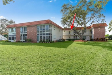 Two Bedroom, Two Full Bath, Second Floor end unit *B* model in on Pine Lakes Golf Club in Florida - for sale on GolfHomes.com, golf home, golf lot