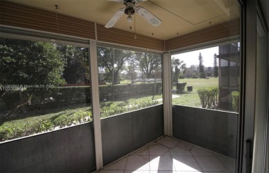 MOTIVATED SELLER! Well maintained in move-in condition! Tile on Inverrary Country Club in Florida - for sale on GolfHomes.com, golf home, golf lot