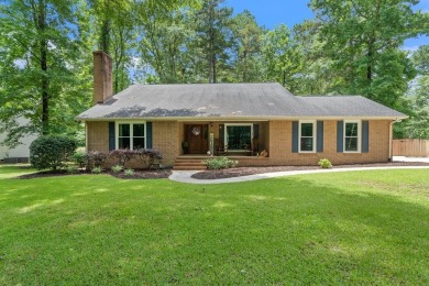A beautiful 2 story brick home with over 2000 square feet on the for sale on GolfHomes.com