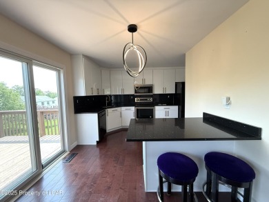 Move-in ready 3 bedroom, 2.5 bath updated & upgraded condo in on Sand Springs Country Club in Pennsylvania - for sale on GolfHomes.com, golf home, golf lot