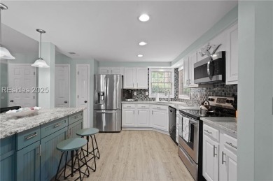 Beautifully updated 2-bedroom, 2-bath first-floor flat located on Shipyard Golf Club in South Carolina - for sale on GolfHomes.com, golf home, golf lot