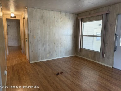 Welcome to this beautifully updated 2-bedroom, 2-bathroom home on High Point Golf Club, Inc. in Florida - for sale on GolfHomes.com, golf home, golf lot