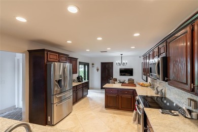 This Tastefully Furnished Townhome in the Lakes of Deer Creek is on Deer Creek Golf Club in Florida - for sale on GolfHomes.com, golf home, golf lot