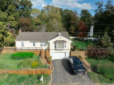 Welcome to Herod Point Beach Community! This is the perfect on Great Rock Golf Club in New York - for sale on GolfHomes.com, golf home, golf lot