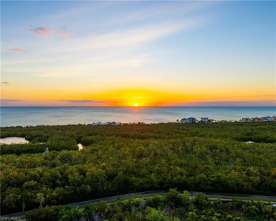 19th floor West facing residence with rare 10' high ceilings in on Club at Pelican Bay Golf Course in Florida - for sale on GolfHomes.com, golf home, golf lot
