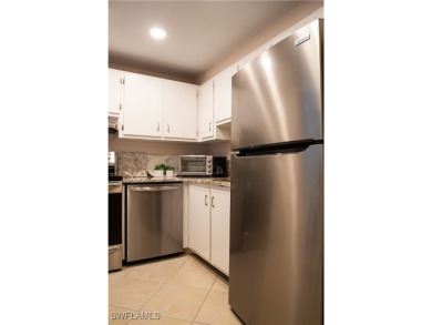 WELCOME TO THIS BEAUTIFUL WELL MAINTAINED CONDO!! This furnished on Seven Lakes Golf and Tennis Community in Florida - for sale on GolfHomes.com, golf home, golf lot