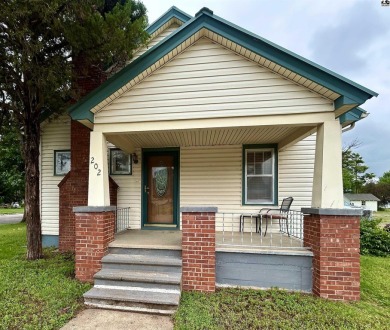 Welcome to 202 S. Maple St! This cozy 3 bedroom, 1 bath home on The Links at Pretty Prairie in Kansas - for sale on GolfHomes.com, golf home, golf lot