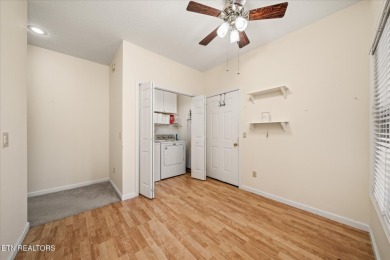Live the Fairfield Glade Lifestyle! This 3 bedrooom 2 bathroom on Heatherhurst Golf Course in Tennessee - for sale on GolfHomes.com, golf home, golf lot