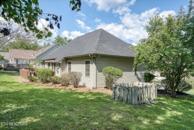Live the Fairfield Glade Lifestyle! This 3 bedrooom 2 bathroom on Heatherhurst Golf Course in Tennessee - for sale on GolfHomes.com, golf home, golf lot