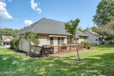 Live the Fairfield Glade Lifestyle! This 3 bedrooom 2 bathroom on Heatherhurst Golf Course in Tennessee - for sale on GolfHomes.com, golf home, golf lot