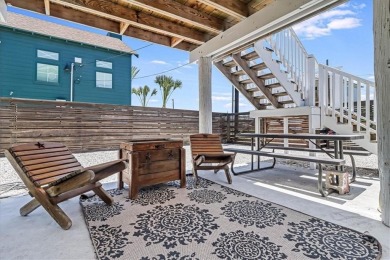 Charming  modernized beach cottage in Old Town Port A! This on Palmilla Beach Golf Club in Texas - for sale on GolfHomes.com, golf home, golf lot