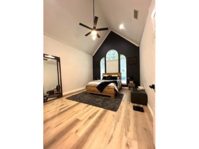 Stunning Fully Remodeled Home with High-End Modern Finishes! on Stewart Peninsula Golf Course in Texas - for sale on GolfHomes.com, golf home, golf lot