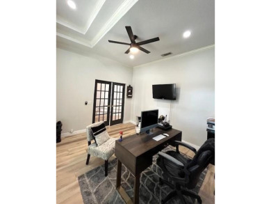 Stunning Fully Remodeled Home with High-End Modern Finishes! on Stewart Peninsula Golf Course in Texas - for sale on GolfHomes.com, golf home, golf lot
