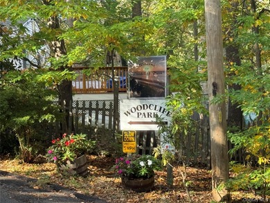 Recently renovated 2 bedroom cottage located in the desirable on Baiting Hollow Club in New York - for sale on GolfHomes.com, golf home, golf lot