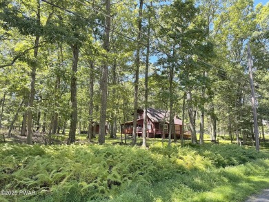 CUTE & WELCOMING 4-SEASON Chalet style CONTEMPORARY IN FAWN LAKE on Forest Lake Club in Pennsylvania - for sale on GolfHomes.com, golf home, golf lot
