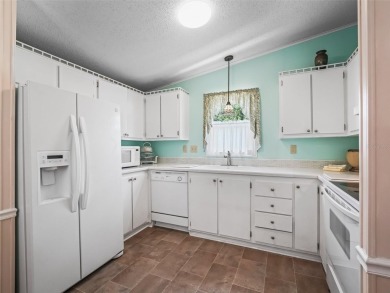 Under contract-accepting backup offers. AMAZING VALUE IN THE on El Diablo Executive Golf Course in Florida - for sale on GolfHomes.com, golf home, golf lot