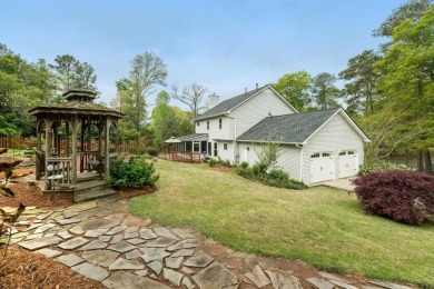 Exceptional Home designed for Entertaining on a Large Lot! on Newnan Country Club in Georgia - for sale on GolfHomes.com, golf home, golf lot
