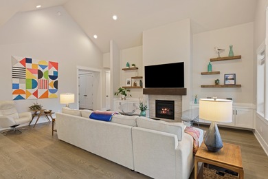 The one you've been waiting for has come on the scene! Desirable on  in Oregon - for sale on GolfHomes.com, golf home, golf lot